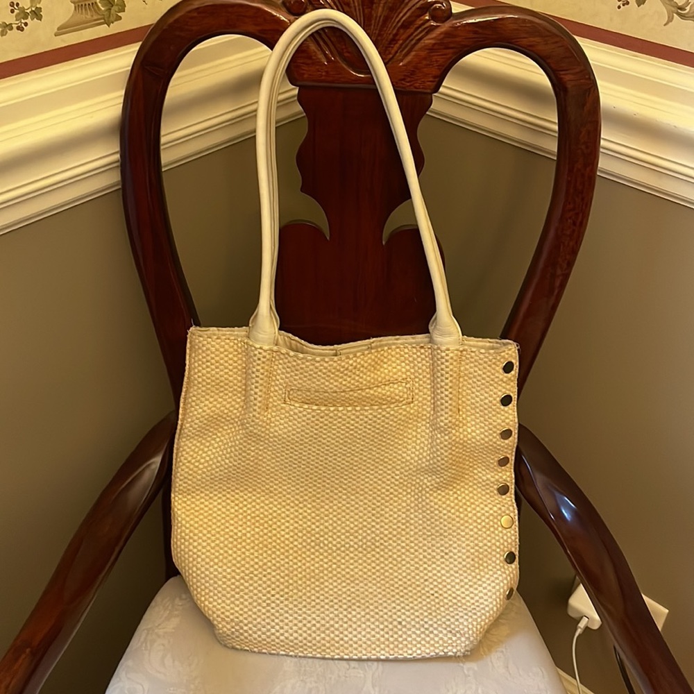 Hammitt Oliver Medium Ricotta Raffia Tote - Picture 7 of 17